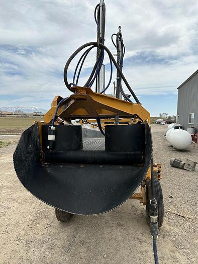 Used 2015 Double L 4530 Potato Scooper