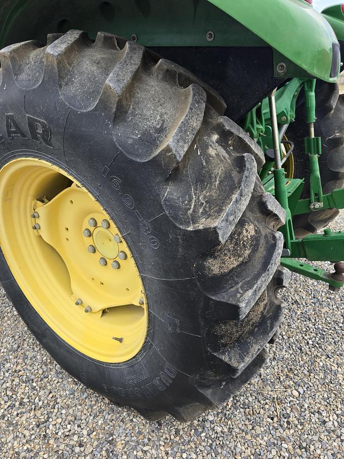 Used 2011 John Deere 5065M Tractor w/ 1400 hrs (Power Shuttle)