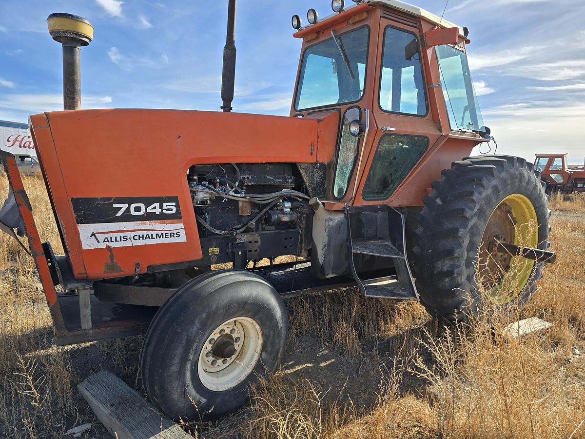 Used Allis Chalmers 7045 Tractor
