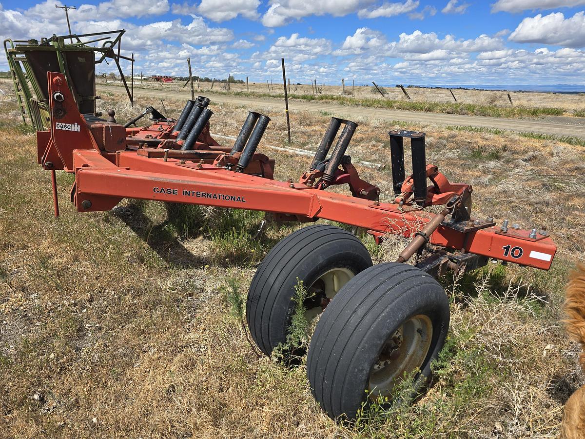 Used Case 10 Ripper - 7 Shank