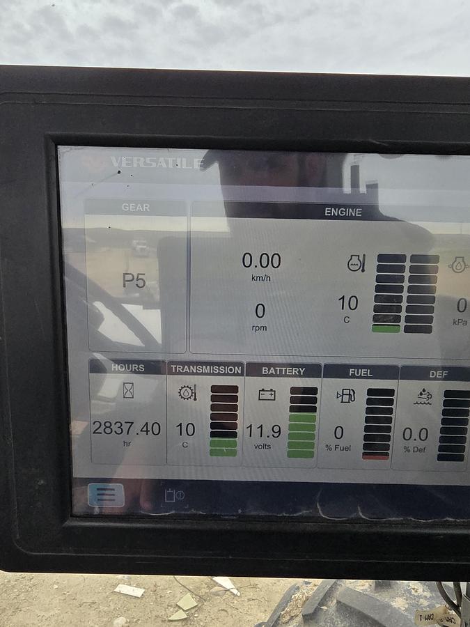 Used Versatile 335 Tractor w/ 2800 hrs