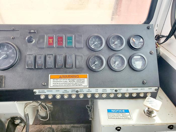 Used 2008 Stinger 6500 Bale Stacker