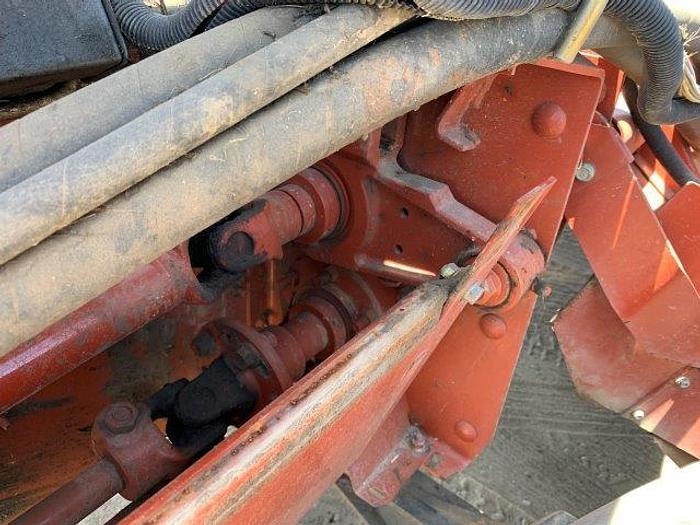 Used 2009 Massey Ferguson 9435 Windrower