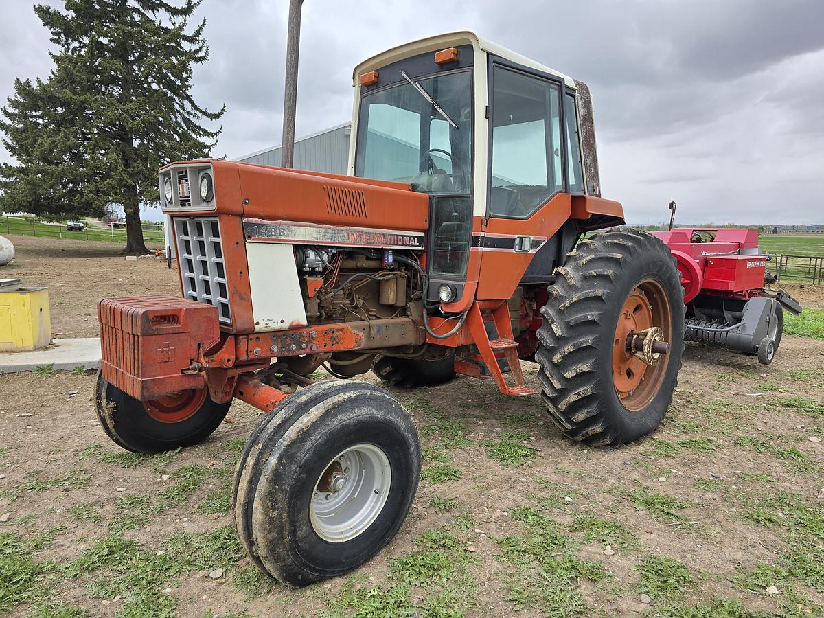 Used International 1486 Tractor w/ Loader