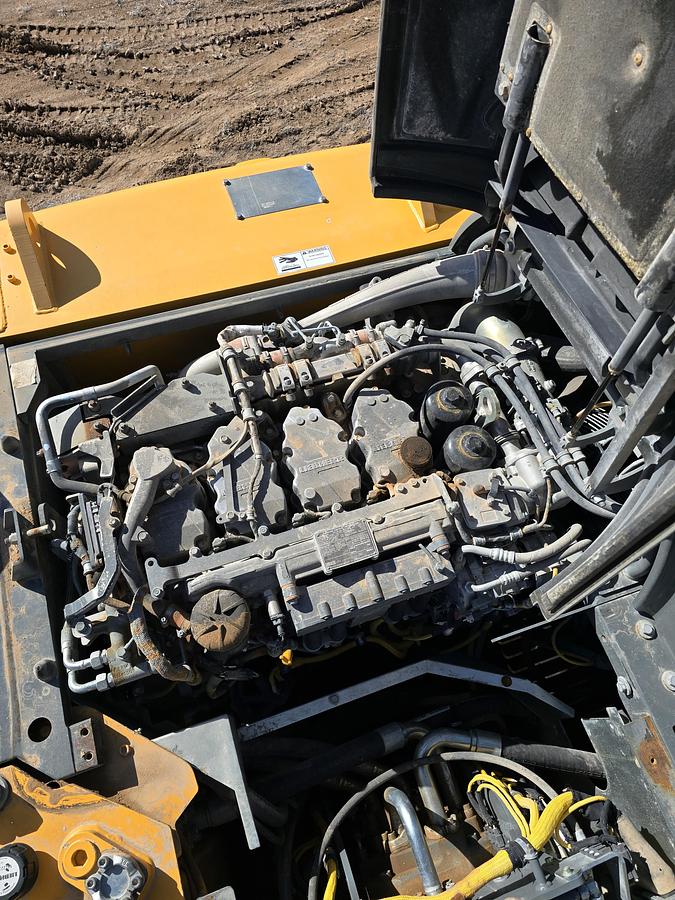 Used 2019 Liebherr R924 LC Excavator