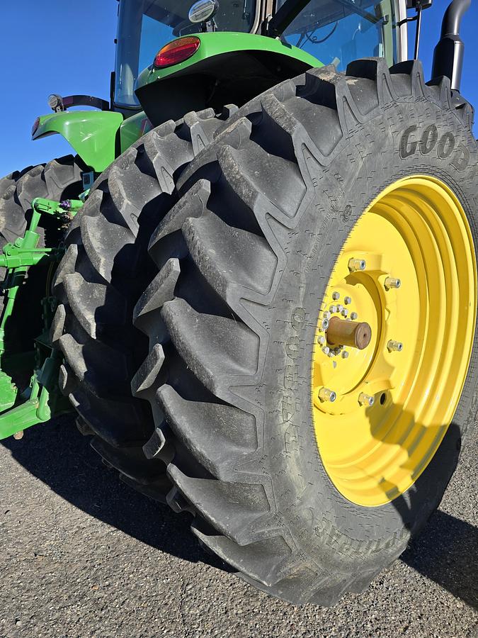 Used 2020 John Deere 8320R Tractor w/ 800 hrs