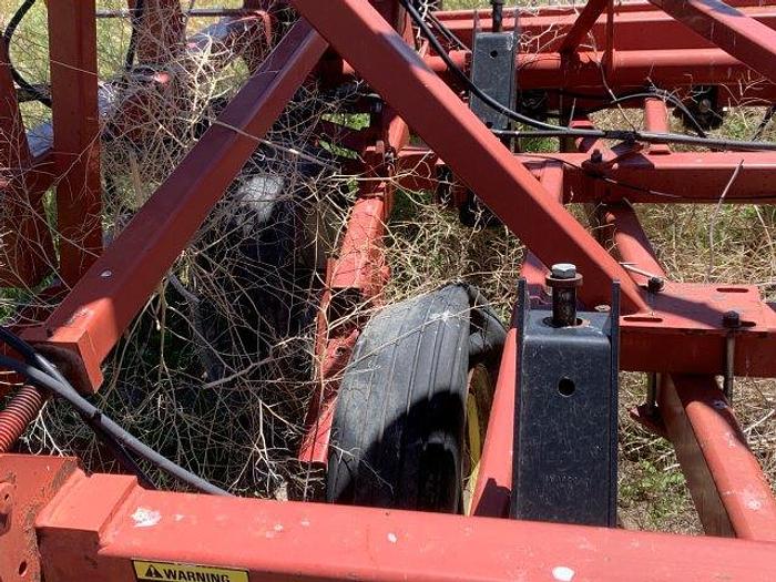 Used Case IH 5850 Chisel Plow 49ft.