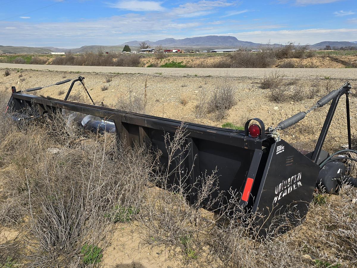 Used 22' Convey-All Pickup Header