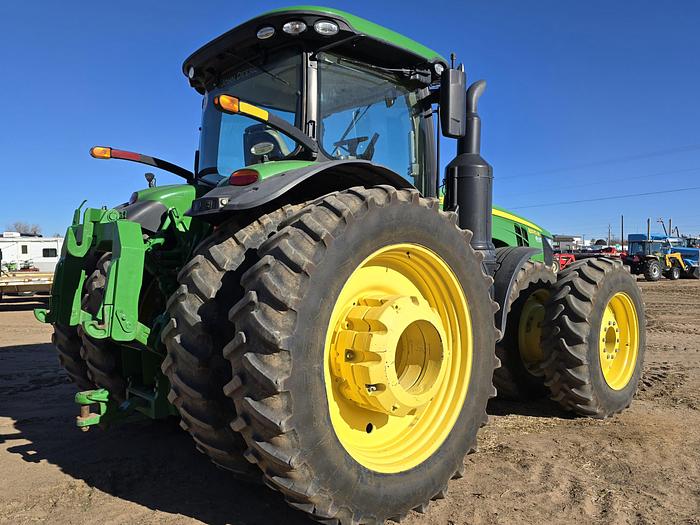 Used 2019 John Deere 8370R Tractor w/ Powershift + ILS