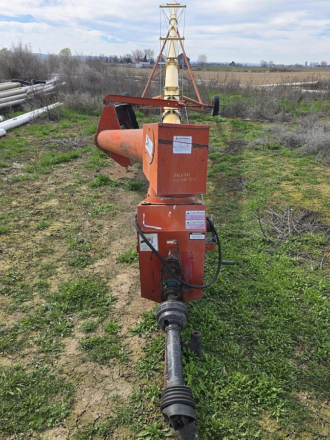 Used Westfield 1072 Grain Auger - 10" x 72'