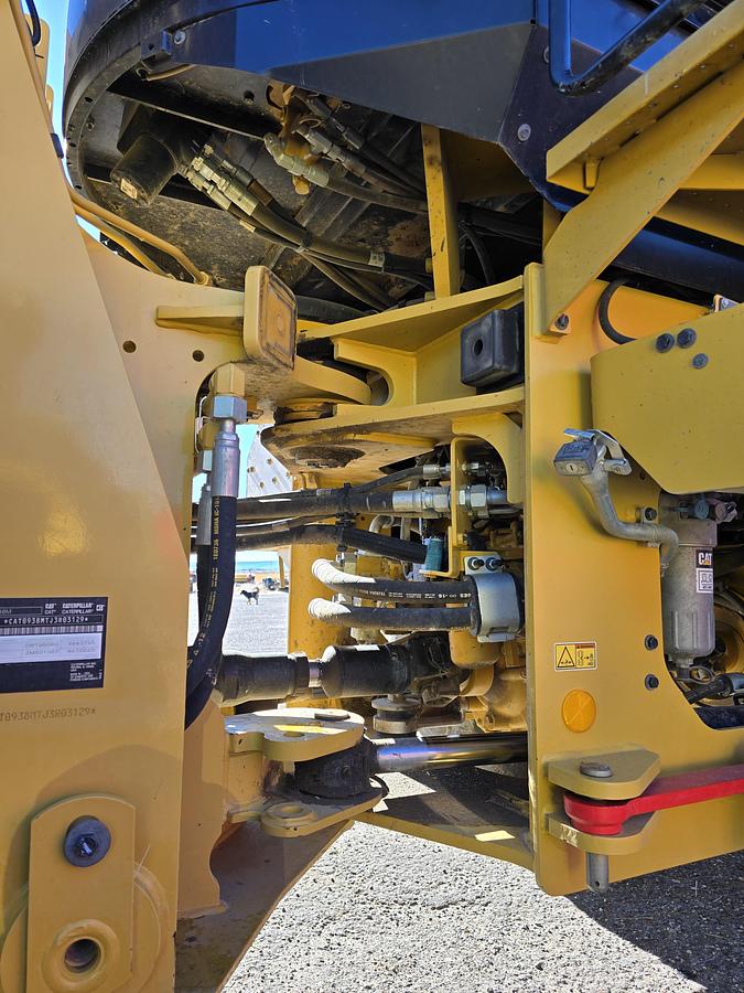 Used Caterpillar 938M Wheel Loader w/ 3700 hrs + Hyd Coupler