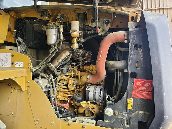 Used 2022 Caterpillar 910 Wheel Loader