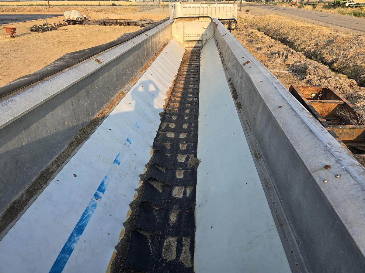 Used 49' Western Belt Trailer