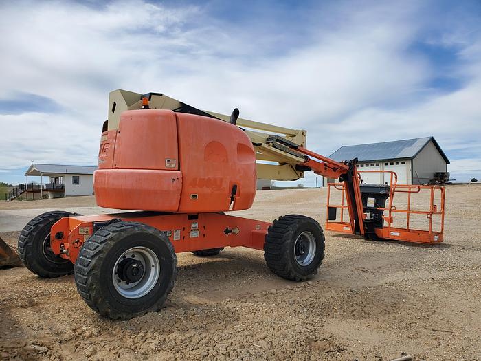 Used 2014 JLG 450AJ Articulated Boomlift w/ 2200 hrs