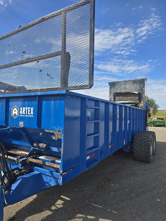 Used 2021 Artex SBX800 Manure Spreader