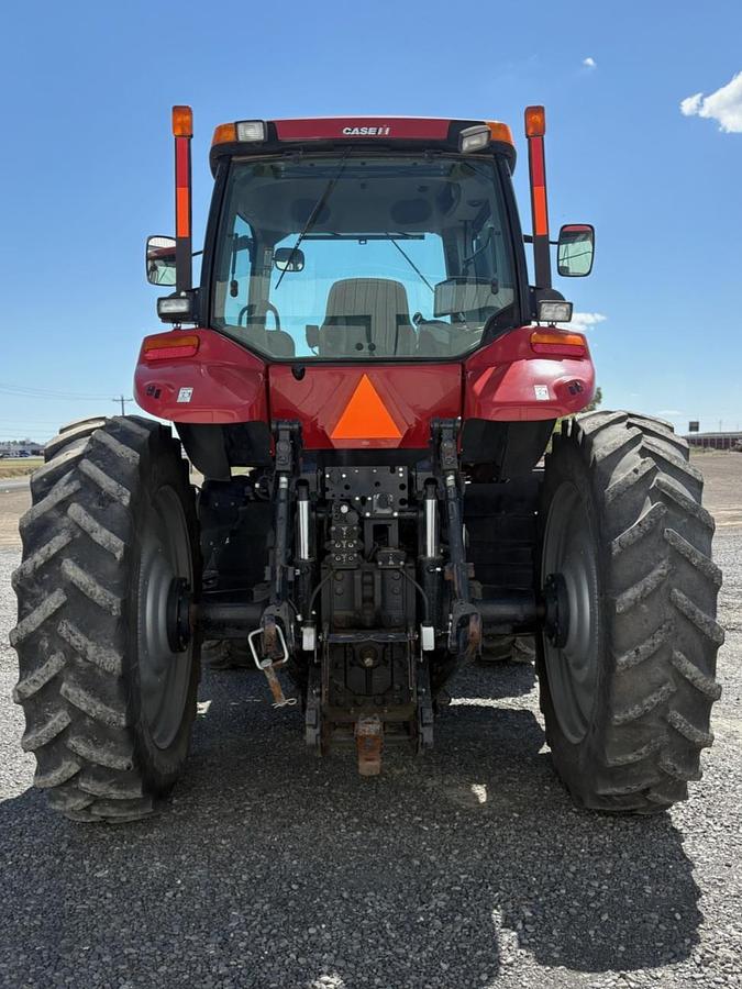 Used 2014 Case Magnum 235 CVT Tractor w/ 4800 hrs