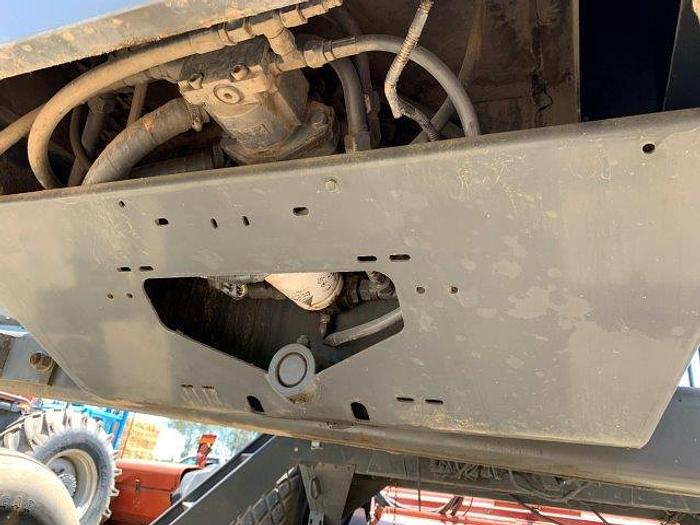 Used 2009 Massey Ferguson 9435 Windrower for Sale in California - C...