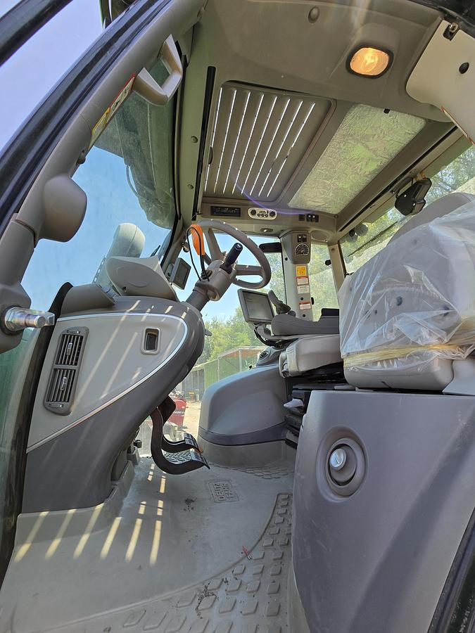 Used 2023 Deutz-Fahr 9340TTV Warrior Tractor w/ 350 hrs