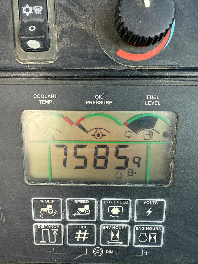 Used 2002 John Deere 8320 Tractor w/ 7500 hrs