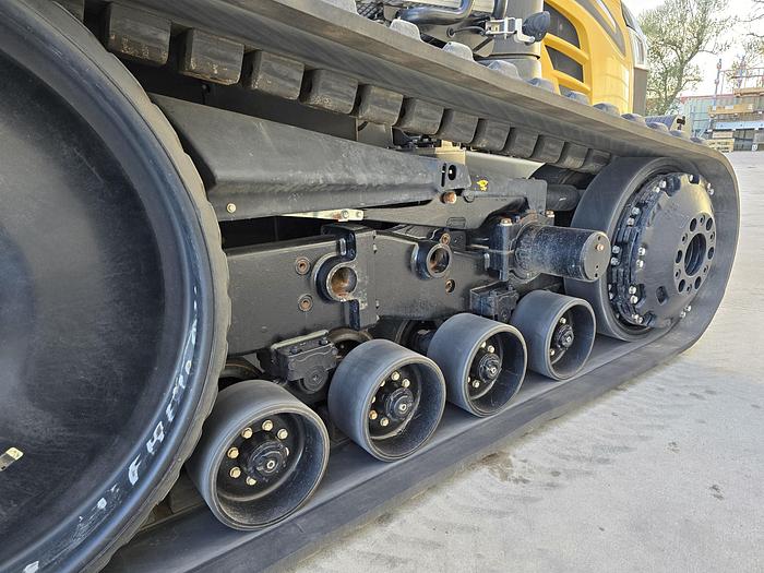 Used 2019 Challenger MT875E Tractor w/ 2900 hrs