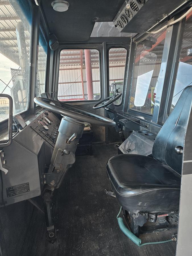 Used 2013 RoadRunner Hay Squeeze