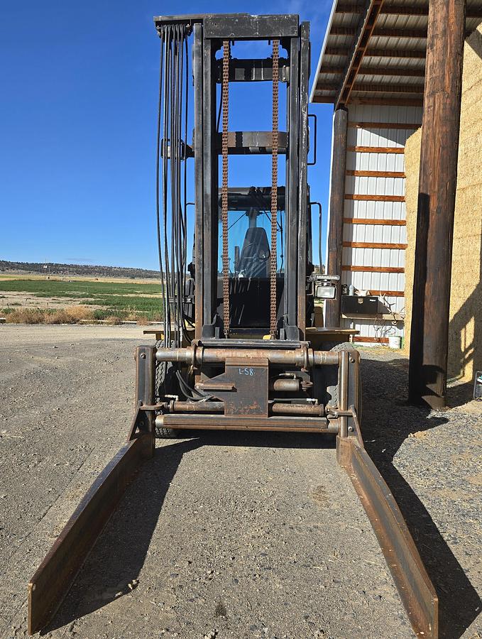 Used Hyster H210XL Hay Squeeze