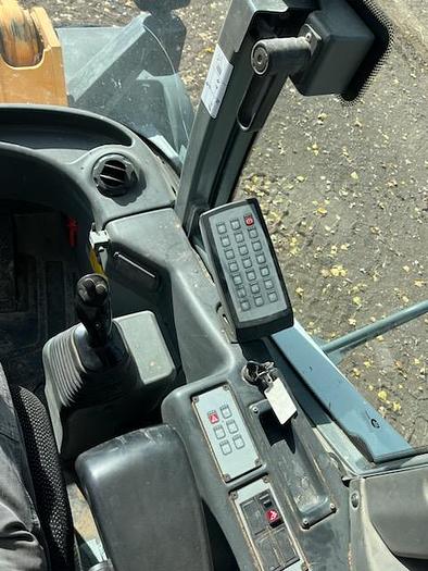 Used 2017 Liebherr L550 Wheel Loader w/ 4500 hrs