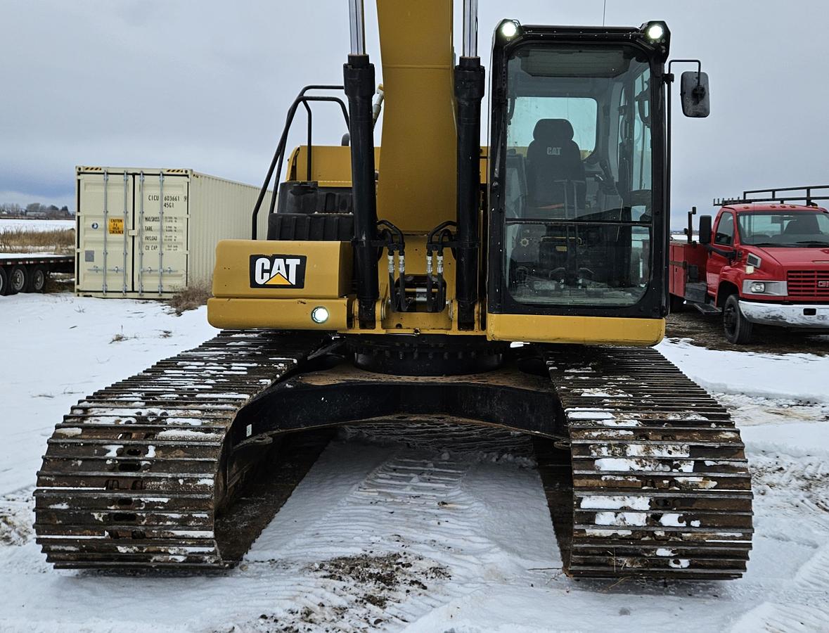 Used 2019 Caterpillar 320 Excavator w/ 4900 hrs