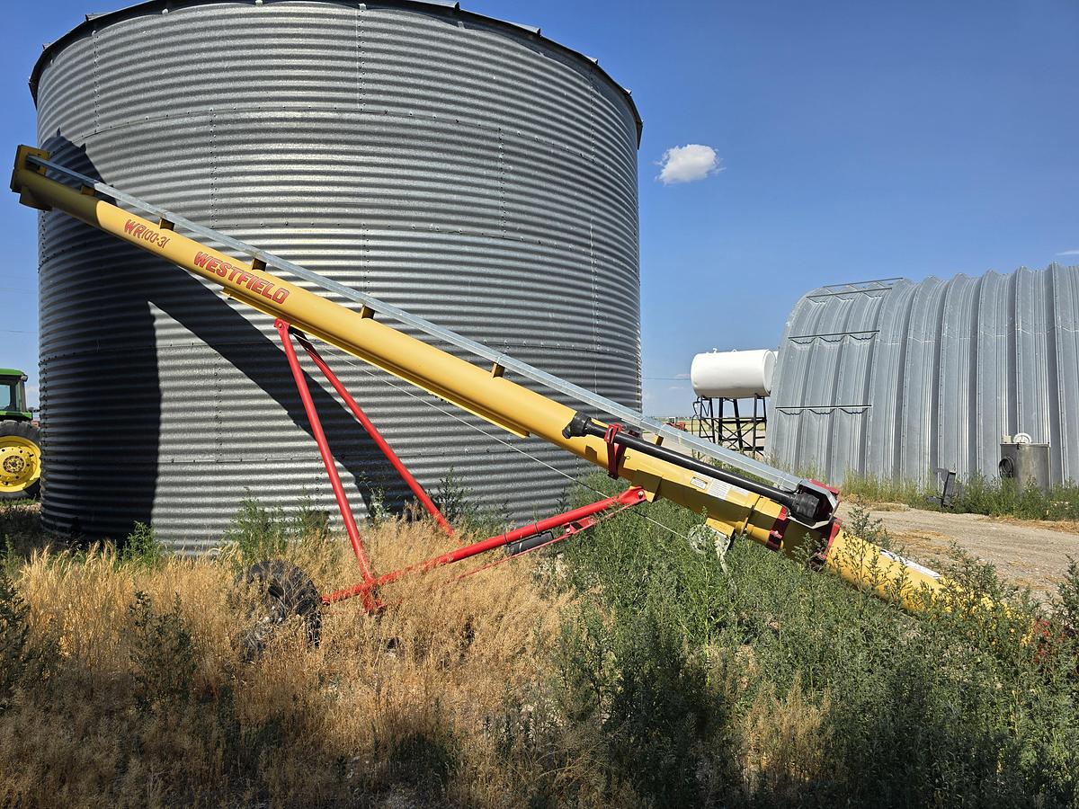 Used 31' x 10" Westfield WR100-31 Grain Auger