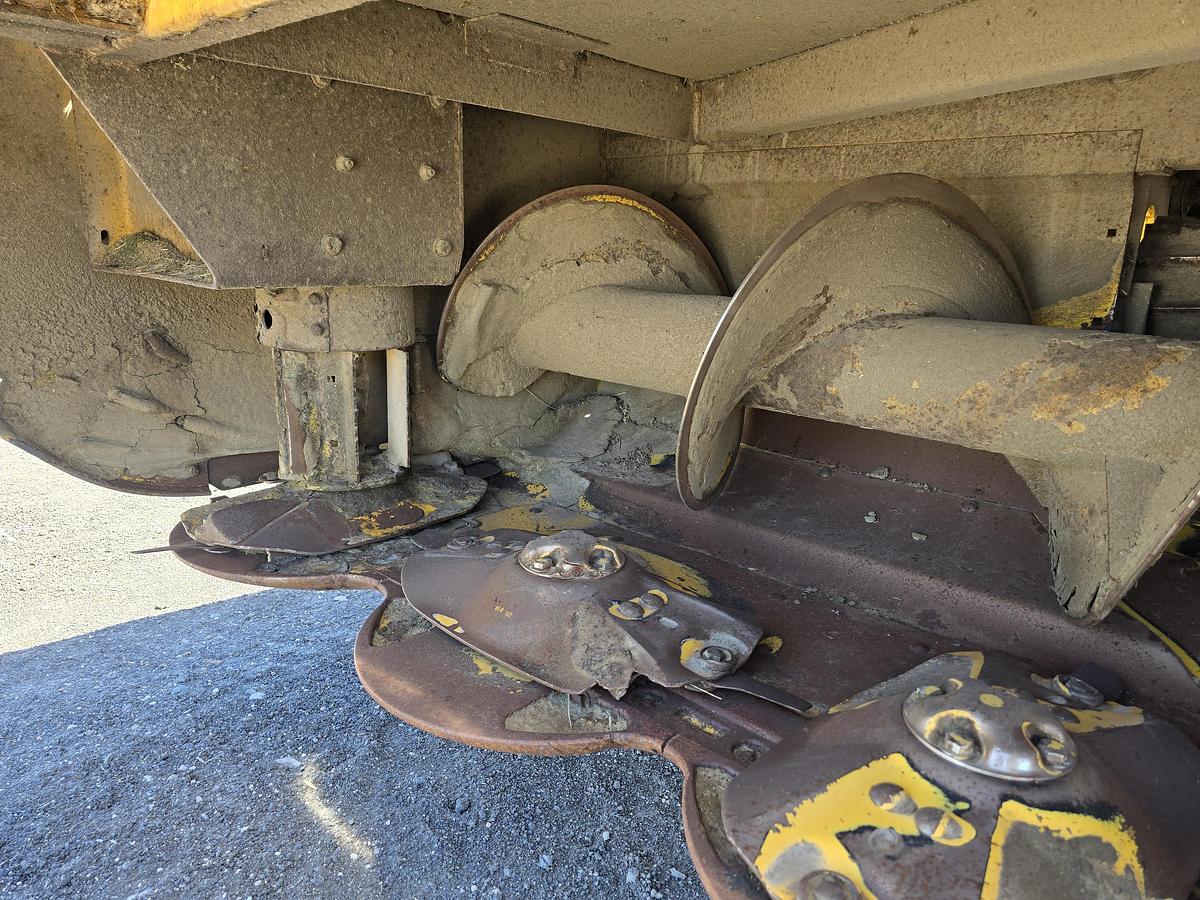 Used ** Going to Auction ** 2014 New Holland H8080 Rotary Windrower w/ Newer Header