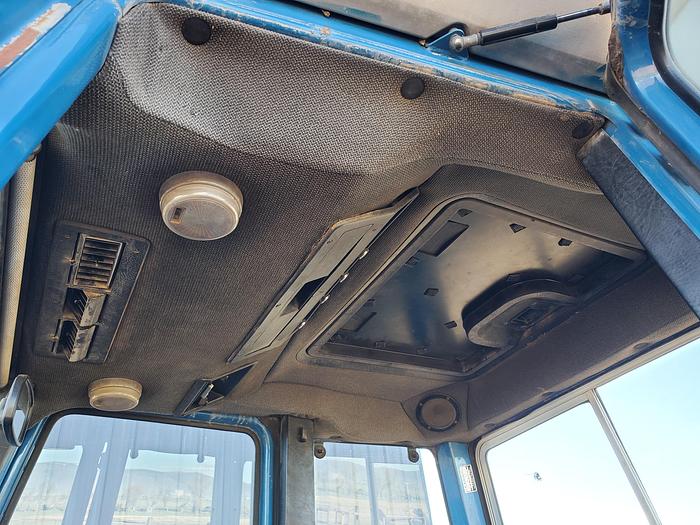 Used 1991 Ford 8830 Tractor w/ Loader