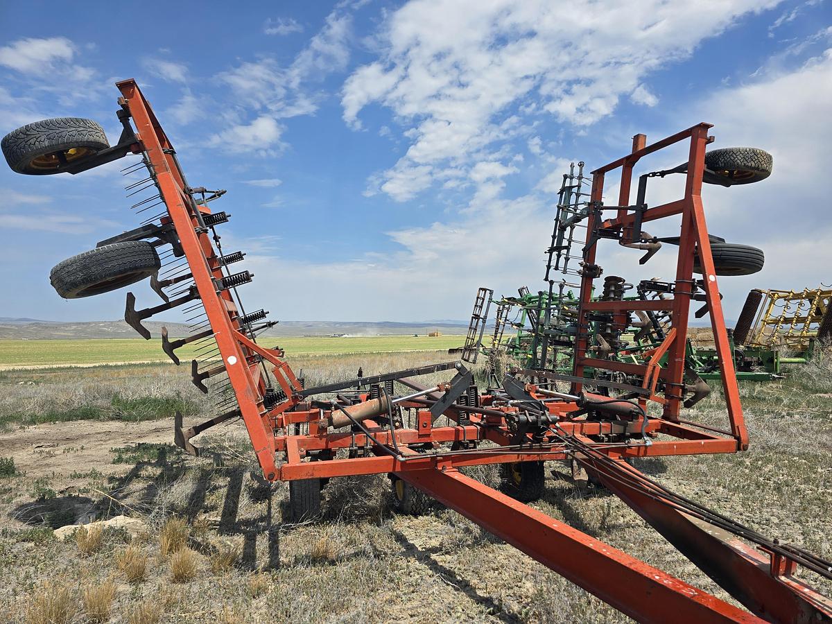 Used 30' Chisel Plow