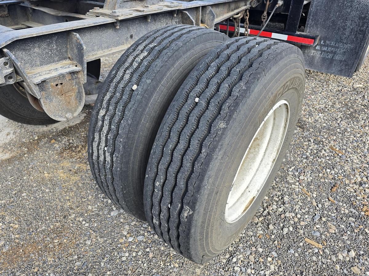 Used 40' + 30' Flatbed / Hay Trailer Set