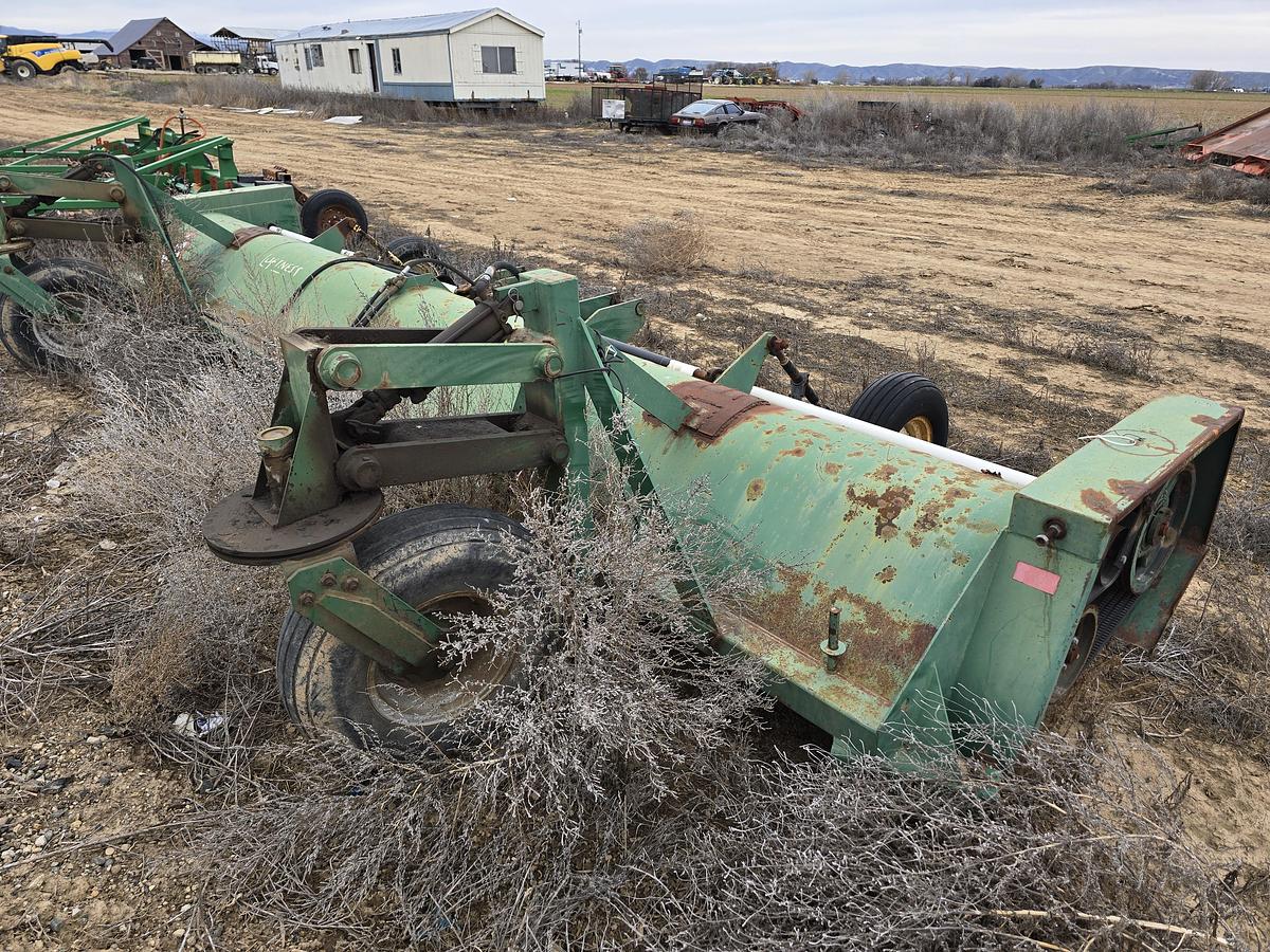 Used 22' Loftness 264 Beet Shredder