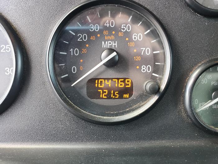 Used 2018 26' Peterbilt 337 Box Truck w/ 149k miles