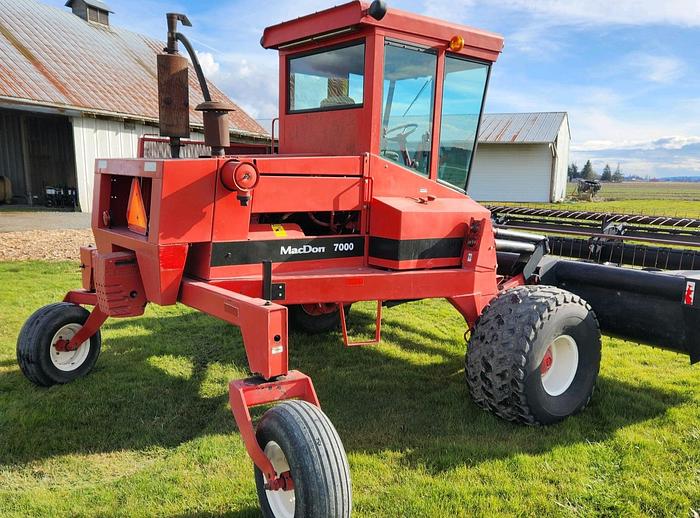 Used MacDon 7000 Windrower w/ 14' Grass Seed Header