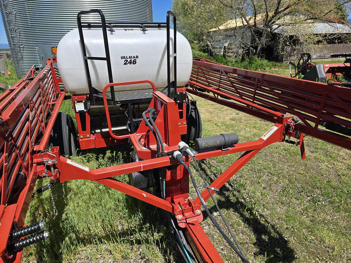 Used 60' Salford Valmar 246 Air Spread Fertilizer Applicator