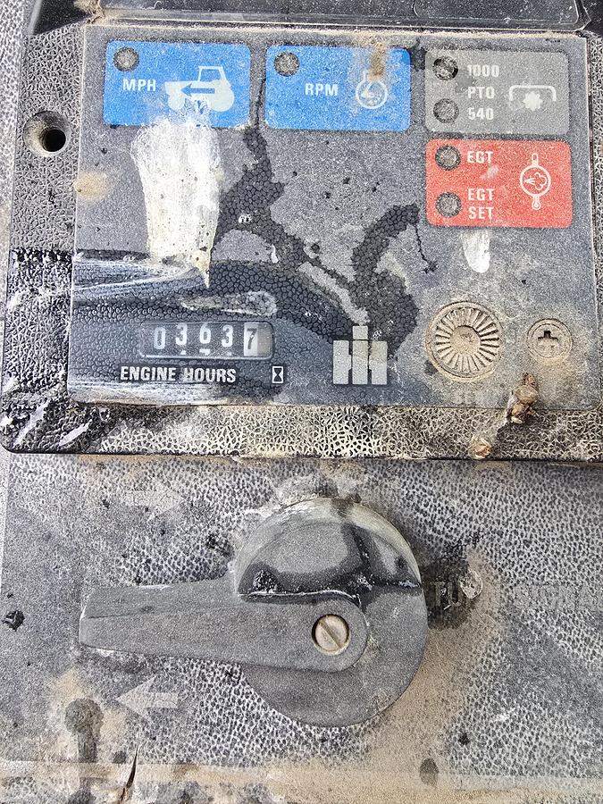 Used International 1486 Tractor w/ Loader