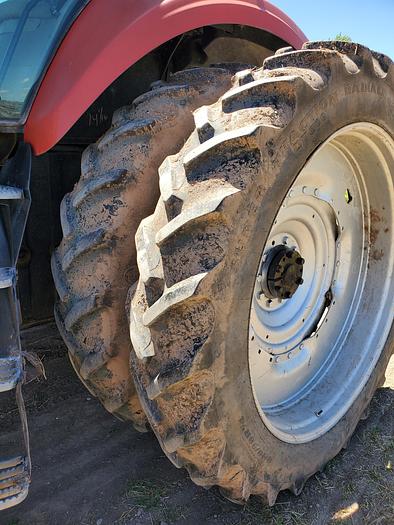 Used 2009 Case Magnum 275 Tractor