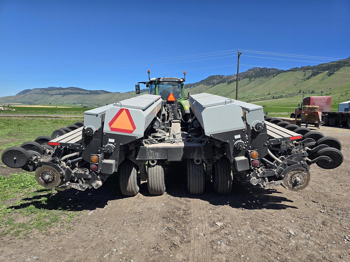Used 2022 30' CrustBuster 4030 Grain Drill w/ Small Seed - 7.5" Spacing