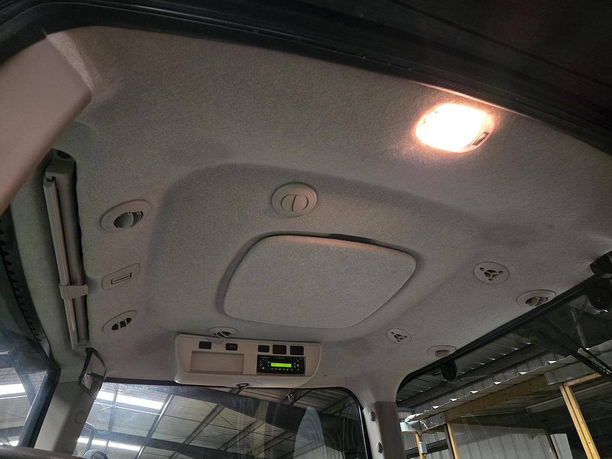 Used 2013 John Deere 8235R Tractor w/ 3700 hrs