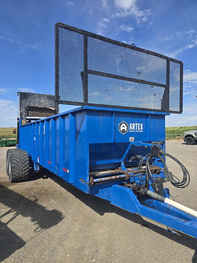 Used 2021 Artex SBX800 Manure Spreader