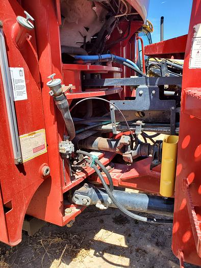 Used 2010 Case Steiger 435 Tractor w/ Silage Blade