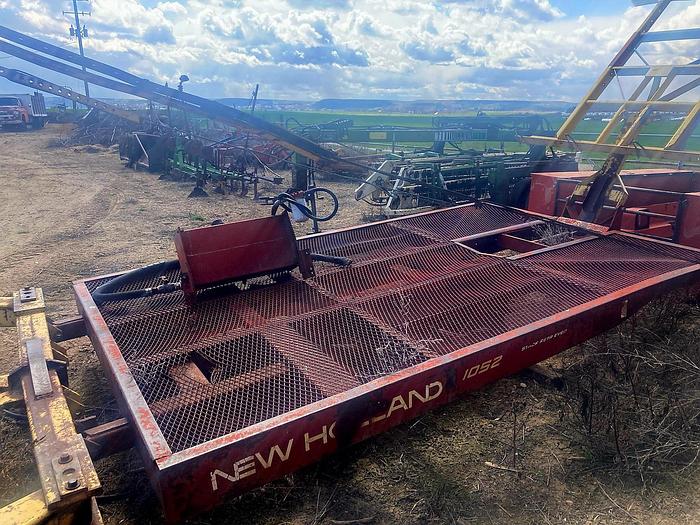 Used New Holland 1052 Stack Retriever Bed