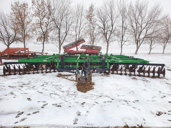 Used 32' Frontier TM5132 Heavy Tandem Disk