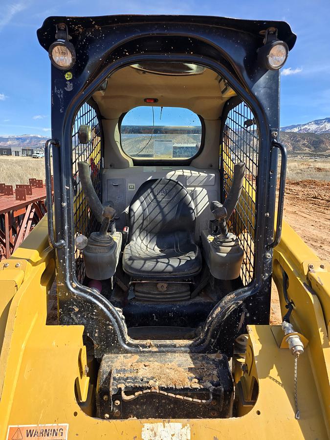 Used 2017 Caterpillar 259D Skid Steer w/ 2400 hrs