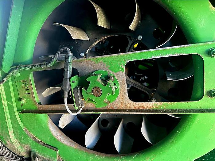 Used 2009 John Deere 9770 STS Combine ** Excellent Condition **