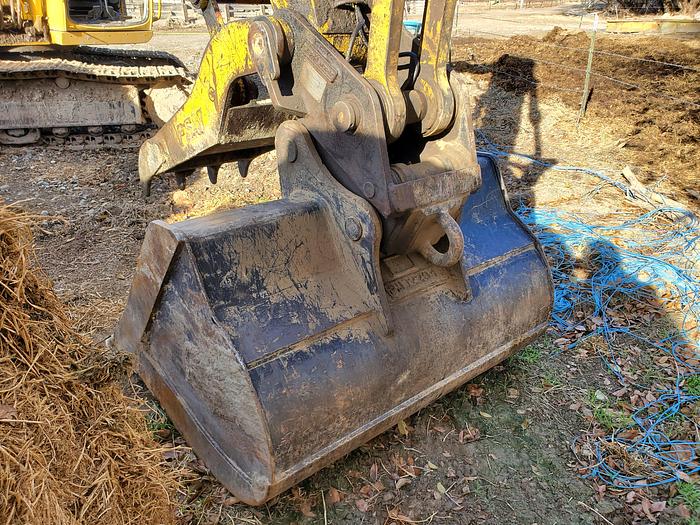 Used 2000 John Deere 160LC Excavator w/ Thumb