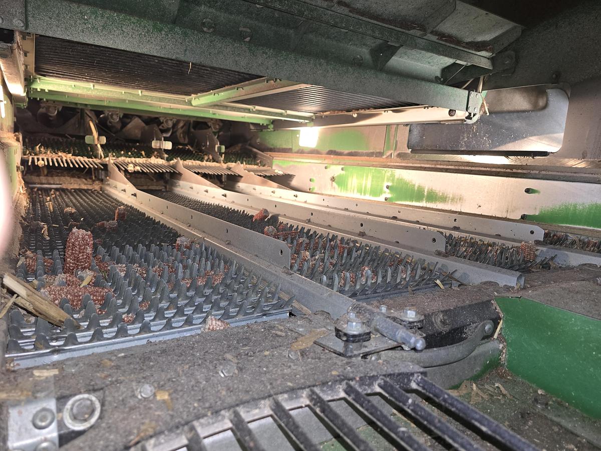 Used 2018 John Deere S780 Combine