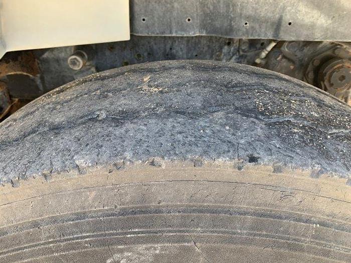 Used 2001 Interational 4900